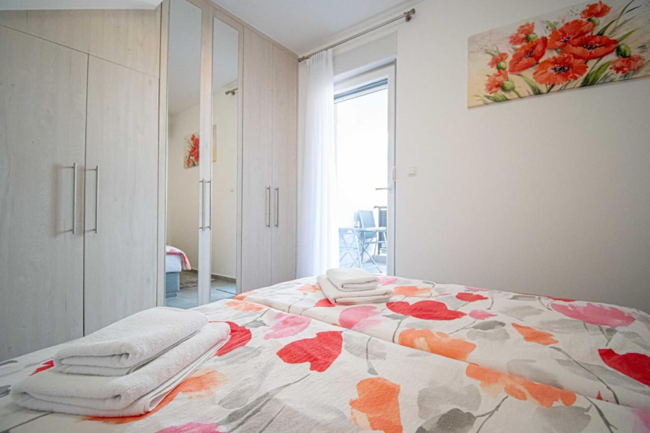 Luxury Apartment With Swimming Pool Ana 트로기르 외부 사진