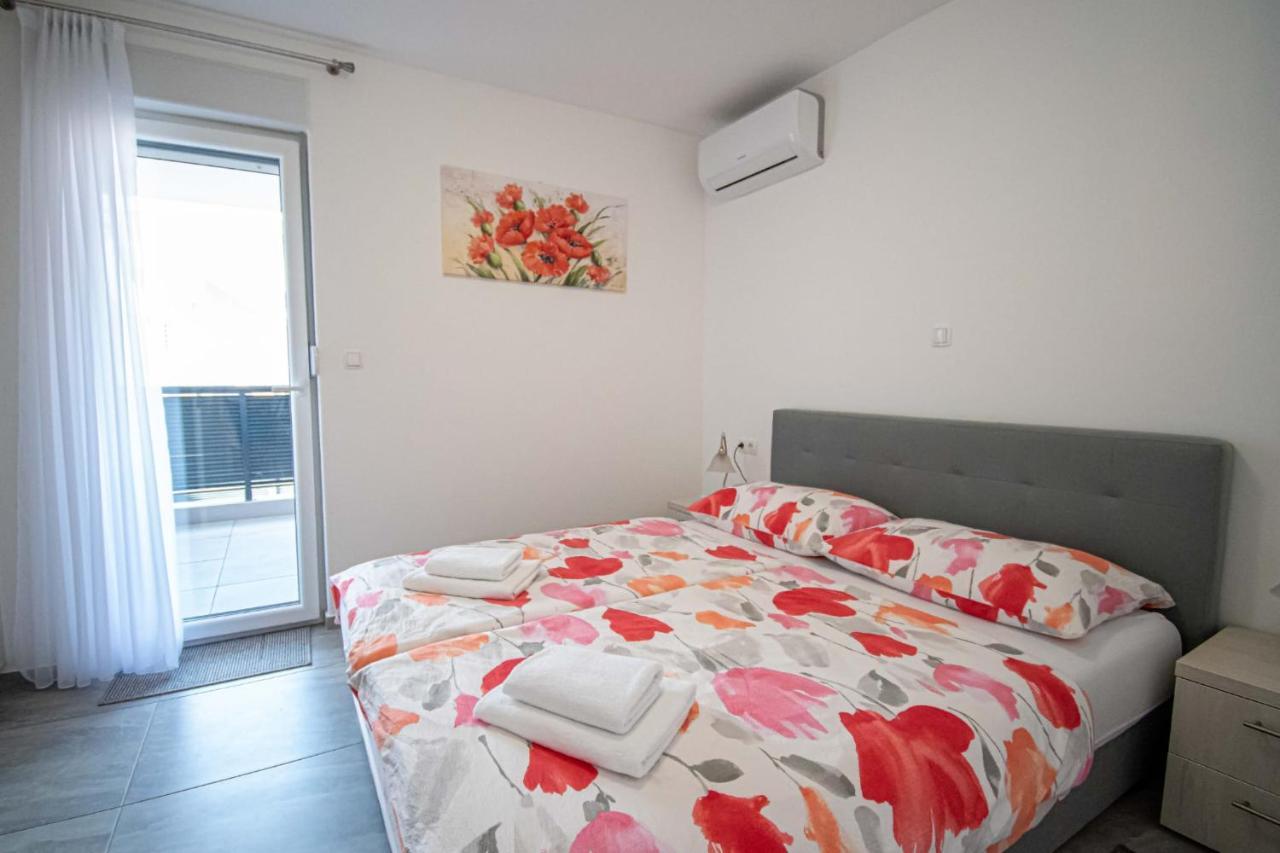 Luxury Apartment With Swimming Pool Ana 트로기르 외부 사진